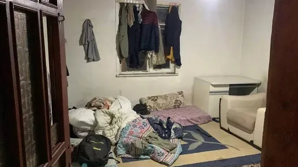Esenyurt'ta baskın! 43 göçmen yakalandı-2