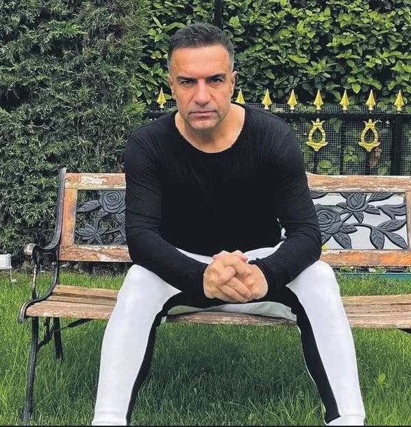 Berdan Mardini, aşkı yabancı bir güzelde buldu! Morena Taraku, kalbini Berdan Mardini'ye kaptırdı-2