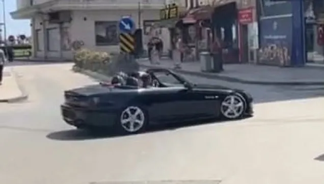 Ordu'da trafiğin ortasında drift kamerada!