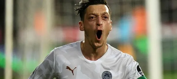 Mesut Özil ile Pereira arasında gerilim mi var?