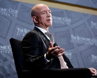 Dünyanın en zengin ismi Jeff Bezos: Dünyayı mahvediyoruz, ben de uzaya yatırım yapıyorum