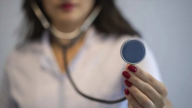 saglik-alaninda-sozlesmeli-pozisyon-sayisini-27-binden-36-bine-cikaran-kanun-teklifi-tbmmde-kabul-edildi-1707409472040.jpeg Sağlık alanında sözleşmeli pozisyon sayısını 27 binden 36 bine çıkaran kanun teklifi TBMM'de kabul edildi-11