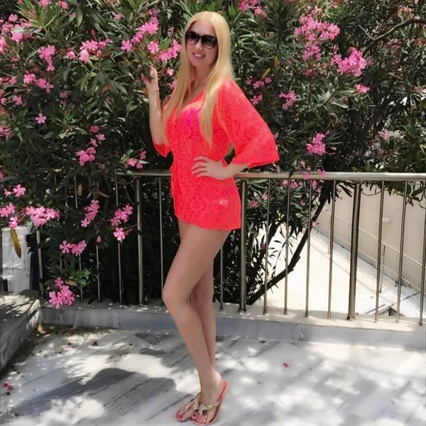 Ukraynalı Kristina evinde elleri kelepçeli halde ölü bulundu! "İzlediği filmden etkilenerek intihar etmiş olabilir"-2