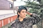 Şehit anneleri her yıl olduğu gibi bayramı şehitlikte karşıladı: Huriye Yiğit, kızı Cennet’i anarak dua etti