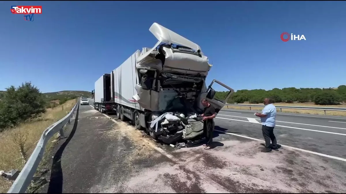 Ular ayolning koziga tiqiladi Ular ayolning koziga tiqiladi