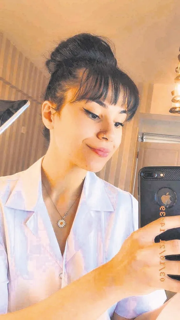 Polis lojmanında cansız bedeni bulunan Yeşim Akbaş'ın annesi konuştu: "İntihar etmesi mümkün değil. Bir daha bayram yüzü göremeyeceğiz"-2