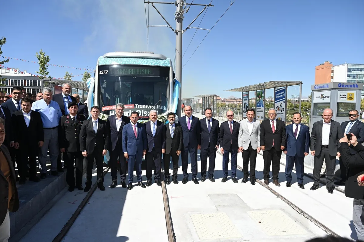 konyanin-rayli-sistem-agini-guclendirecek-adliye-sehir-hastanesi-hatti-acildi-1788974405544.jpeg Konya’nın raylı sistem ağını güçlendirecek Adliye-Şehir Hastanesi Hattı açıldı-10