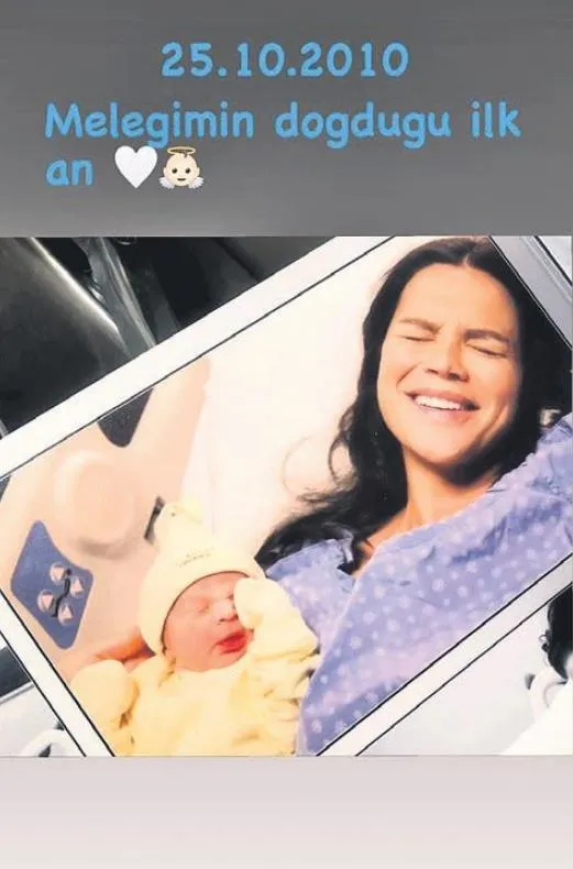 ebru-salli-yurekleri-burktu-hayatini-kaybeden-oglu-parsi-dogum-gununde-boyle-andi-1695681287025.jpeg Ebru Şallı, yürekleri burktu! Hayatını kaybeden oğlu Pars’ı doğum gününde böyle andı-2