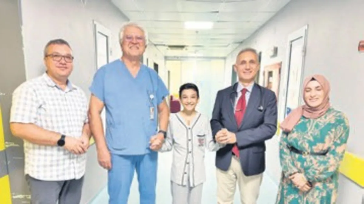 İzmir'de Yusuf Selim Bolat yapay kapakçıkla nefes almaya başladı