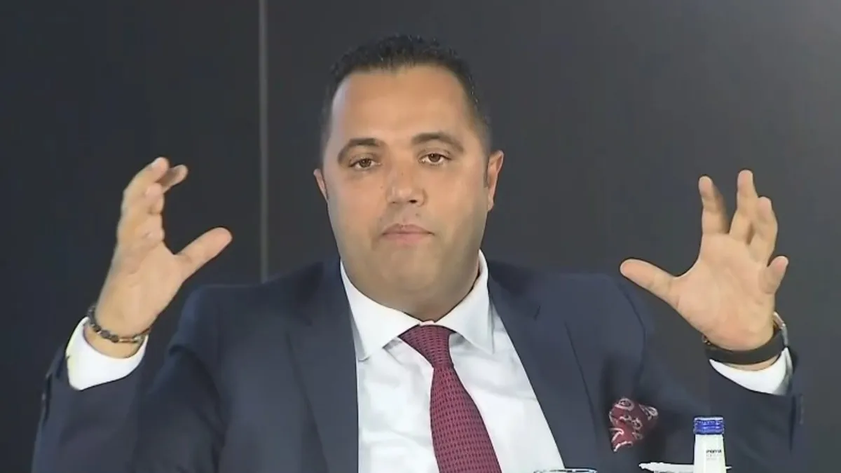 Rezan Epözdemir "rüşvet ve casusluktan" gözaltına alındı