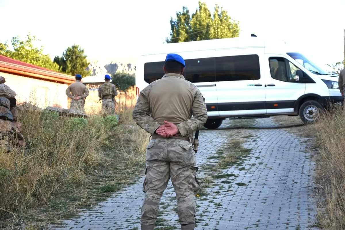 1789394018144.jpeg Büşra Balıkçı'nın kaybolması olayında anneden cinayet itirafı: 9 şüpheli gözaltına alındı-4