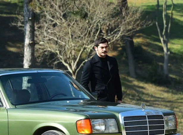 Burak Deniz ve Alina Boz'dan bomba sahne! "Ben sana aşık oldum bayan..."-4