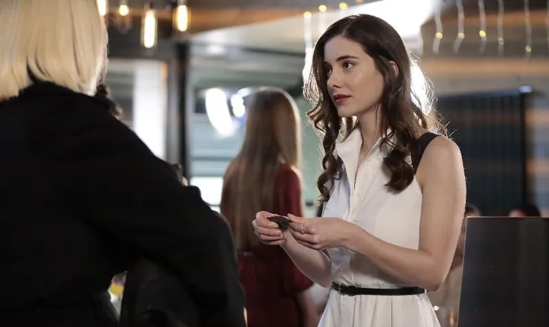 finalin-esigine-gelen-yali-capkininda-surpriz-basrol-degisikligi-senaristler-son-noktayi-koydu-1706519910345.jpg Finale koşan Yalı Çapkını'nda sürpriz oyuncu değişikliği! Senarist bu işi bitirdi-7