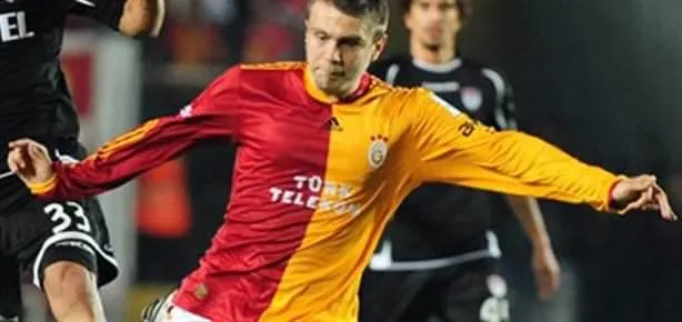 Eski Galatasaray’lı Beşiktaş’a mı?