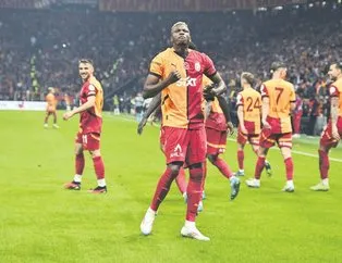 Üçlü sürprizi!