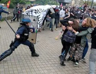 Fransız polisinden eylemcilere sert müdahale
