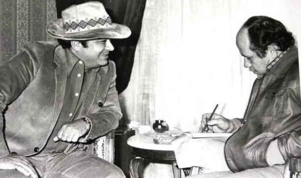 turkiyenin-en-meshur-dolandiricilarindan-dolandirici-raki-hayatini-kaybetti-cenazesine-20-kisi-katildi-1617688727867.jpg Türkiye'nin en meşhur dolandırıcılarından Dolandırıcı Raki hayatını kaybetti! Cenazesine 20 kişi katıldı-4