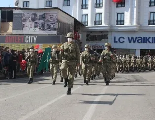 Suriye sınırında 29 Ekim coşkusu