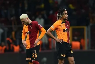 Galatasaray’a Boey’dan kötü haber!