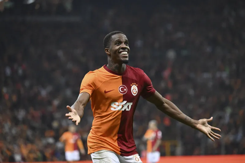Galatasaray Kasımpaşa'yı Zaha'nın golleriyle geçti! - 3