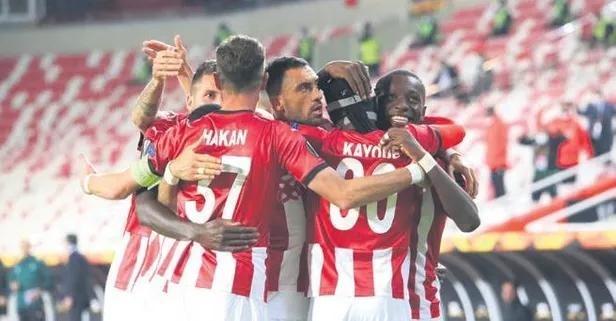 Yiğido zafer peşinde