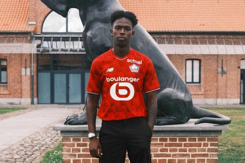besiktas-junior-olaitan-sonrasi-bir-transferi-daha-bitirmek-istiyor-1770125587418.jpg Felix Correia (Lille)