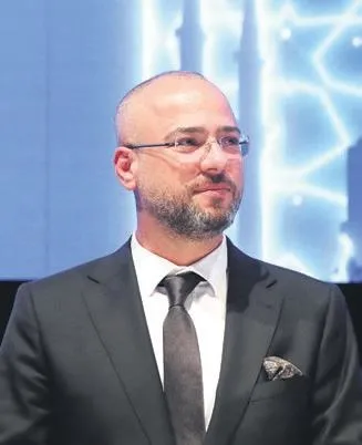 israil-urunlerine-yonelik-boykot-dalga-dalga-yayiliyor-helal-sertifikali-urunlerin-satisi-3-haftada-yuzde-100-1699828801901.jpeg İsrail ürünlerine yönelik boykot dalga dalga yayılıyor! 'Helal sertifikalı ürünlerin satışı 3 haftada yüzde 100 arttı'-3