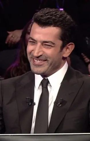 İngiltere ve Galler'de 1961'e kadar hangisi yasal olarak suç kabul edilmiş ve onu yapanlar çeşitli hapis ve para cezalarına çarptırılmıştır?