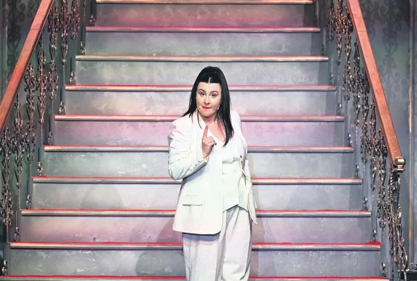 Sezonun ilk gösterisi