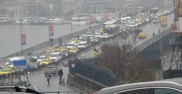 Yine İETT arızası! Unkapanı'nda trafik felç oldu