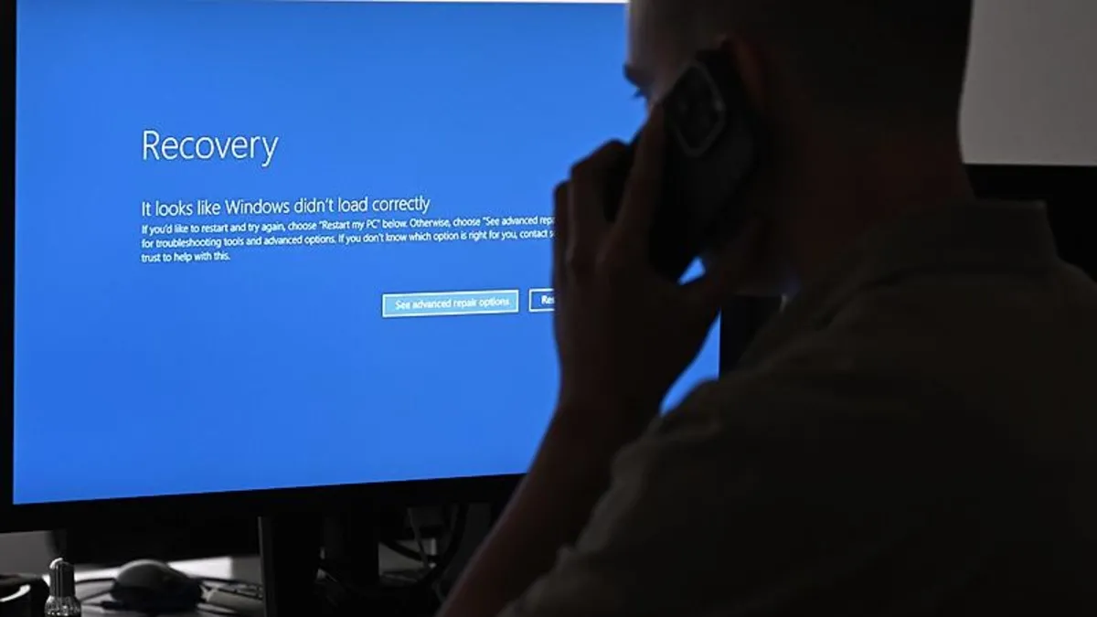 Dünyanın gördüğü en büyük kriz: Microsoft CrowdStrike kaosu | Batı basını şokta: Televizyonlar bir anda gitti