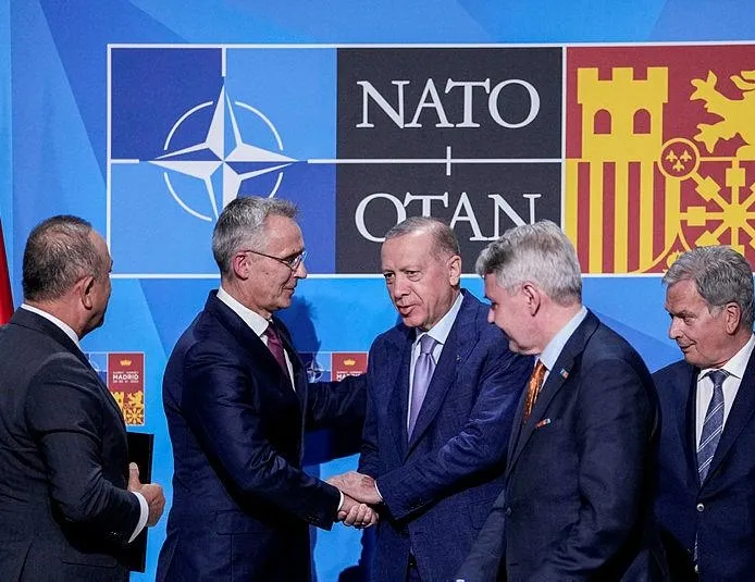 AK Parti’den Üçlü Muhtıra açıklaması!