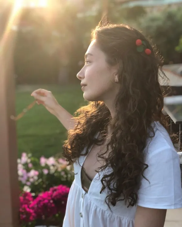 askin-tarifinin-yildizlari-kadir-dogulu-ile-serra-ariturkun-samimiyeti-olay-olmustu-neslihan-atagulden-ilk-aciklama-geldi-1628866242225.jpg Aşkın Tarifi’nin yıldızları Kadir Doğulu ile Serra Arıtürk'ün samimiyeti olay olmuştu! Neslihan Atagül'den ilk açıklama geldi-5