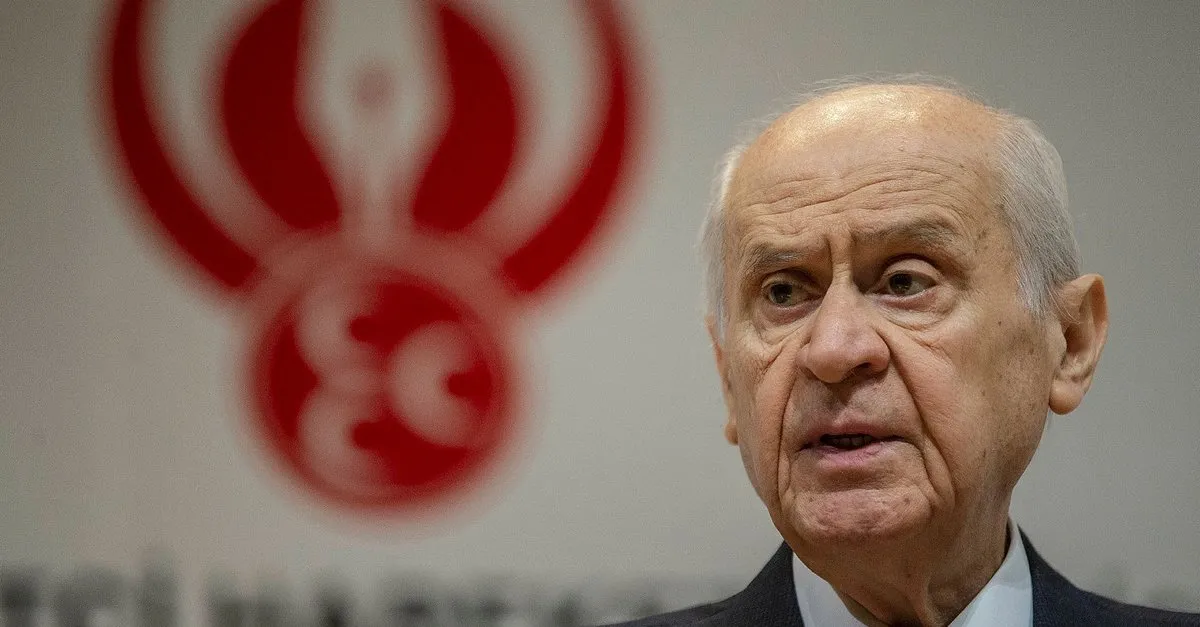 Sosyal medya düzenlemesinin ardından Devlet Bahçeli ilk Twitter paylaşımını yaptı