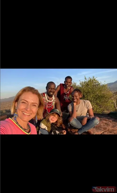 8 yıllık evliliğin meyvesi! Ceyda Düvenci oğluyla tatilde! Kumsal pozları sosyal medyayı salladı! Bülent Şakrak’ın oğlu ilgi odağı oldu - 21