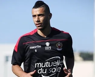 Fransa, Müslüman futbolcuyu isyan ettirdi