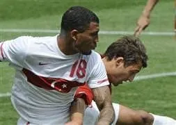 Galatasaray’dan Kazım’a: Bekle bizi