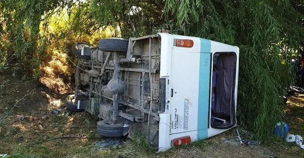 Afyonkarahisar’da katliam gibi kaza! Devrilen minibüsteki 7 tarım işçisi öldü, 14 kişi yaralandı