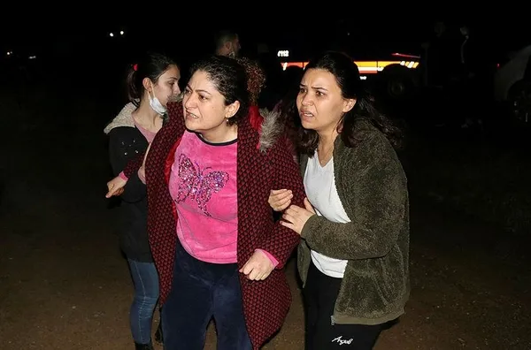 manisa-ahmetlide-vahset-4-genc-otomobil-icerisinde-olu-bulundu-1612129895090.jpeg Manisa Ahmetli'de vahşet! 4 genç otomobil içerisinde ölü bulundu-4