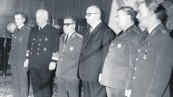 bitmeyen-kabus-koalisyonlar-6linin-yasadigi-kriz-eski-turkiyeyi-hatirlatti-1678421609311.jpg Bitmeyen kabus: Koalisyonlar! 6'lının yaşadığı kriz eski Türkiye'yi hatırlattı-8