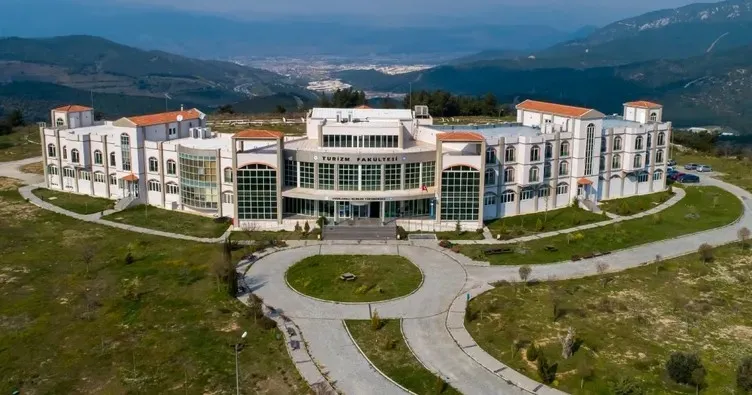 dokuz-eylul-universitesine-siber-saldiri-girisimi-gece-yarisi-fark-edildi-1782159009713.jpeg Dokuz Eylül Üniversitesi'ne siber saldırı girişimi: Gece yarısı fark edildi-2