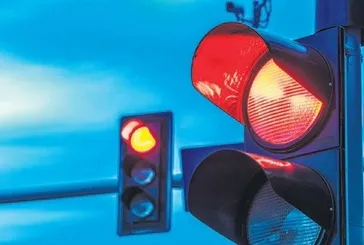 Kırmızı ışık ihlaline ağır yaptırımlar geliyor