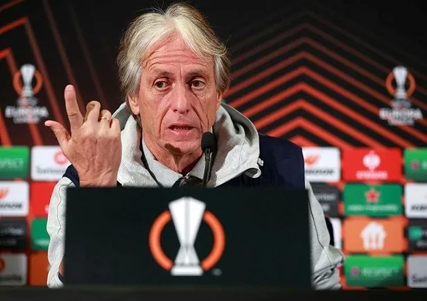 uefa-avrupa-liginde-temsilcilerimiz-boy-gosterecek-1665014232542.jpeg UEFA Avrupa Ligi’nde temsilcilerimiz boy gösterecek!-8
