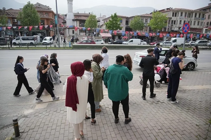 İstanbul'da peş peşe depremler (AJANSLAR)