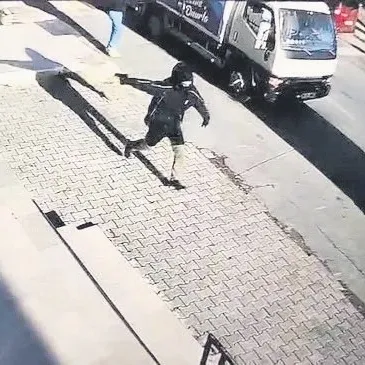 Zincir markete kurşun