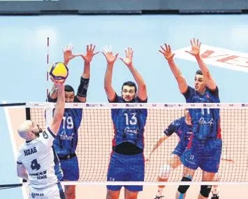 besiktas-ve-galatasaray-yine-transferde-karsi-karsiya-burak-elmas-barcelona-baskani-laporta-ile-pjanic-icin-el-1648510310970.jpeg Beşiktaş ve Galatasaray yine transferde karşı karşıya! Burak Elmas Barcelona Başkanı Laporta ile Pjanic için el sıkıştı-14