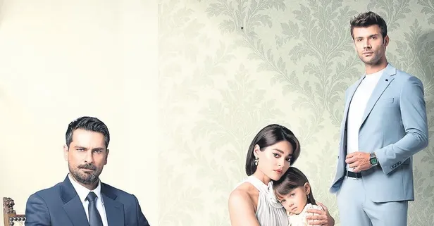 Aynada kendisine bakan yabancı tarafını görecek