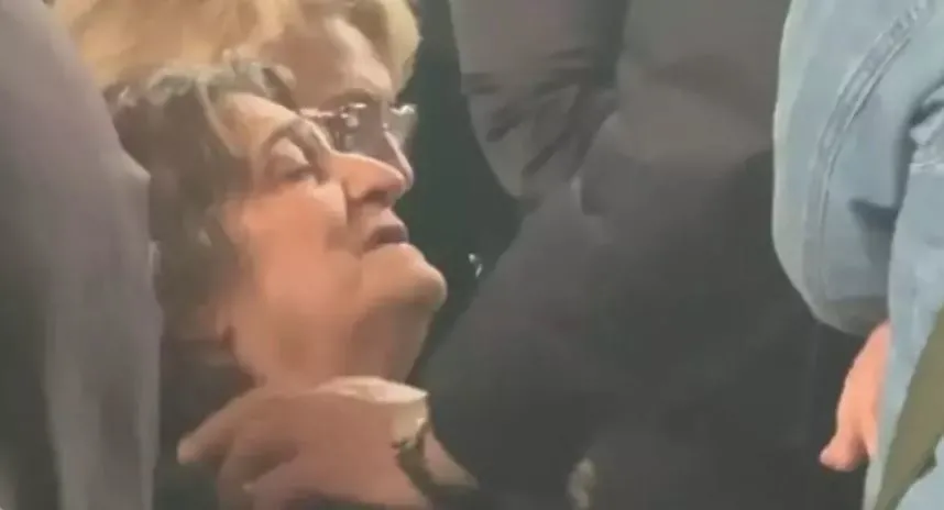 Büyük Hilmi'ye veda! Şinasi Yurtsever son yolculuğuna uğurlanıyor! - 4