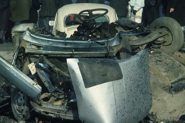 gazeteci-ugur-mumcu-suikastinda-abd-detayi-agabeyi-ceyhan-mumcu-anlatti-1642978324691.jpeg Gazeteci Uğur Mumcu suikastında ABD detayı! Ağabeyi Ceyhan Mumcu anlattı-5