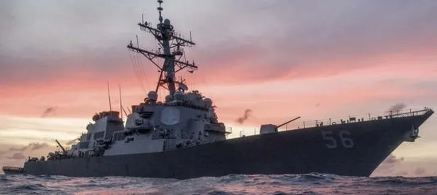ABD savaş gemisi kaza yaptı! Çok sayıda asker kayıp